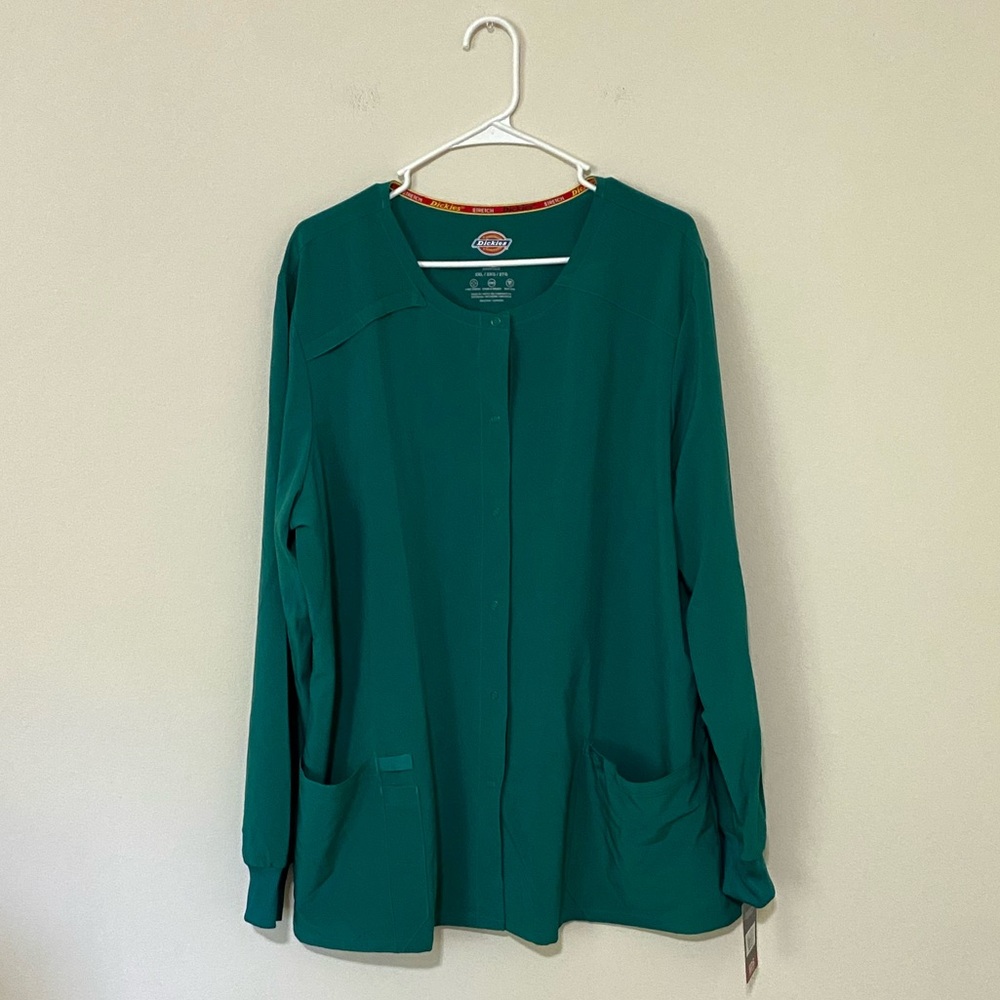 NWT Women’s Dickies EDS Essentials Green Long Sleeve Button Down Scrub Top 2XL